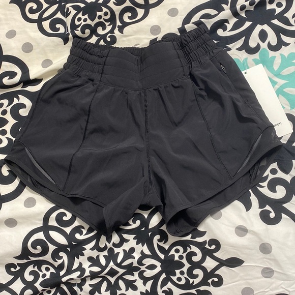 Lulu lemon shorts - Picture 1 of 3